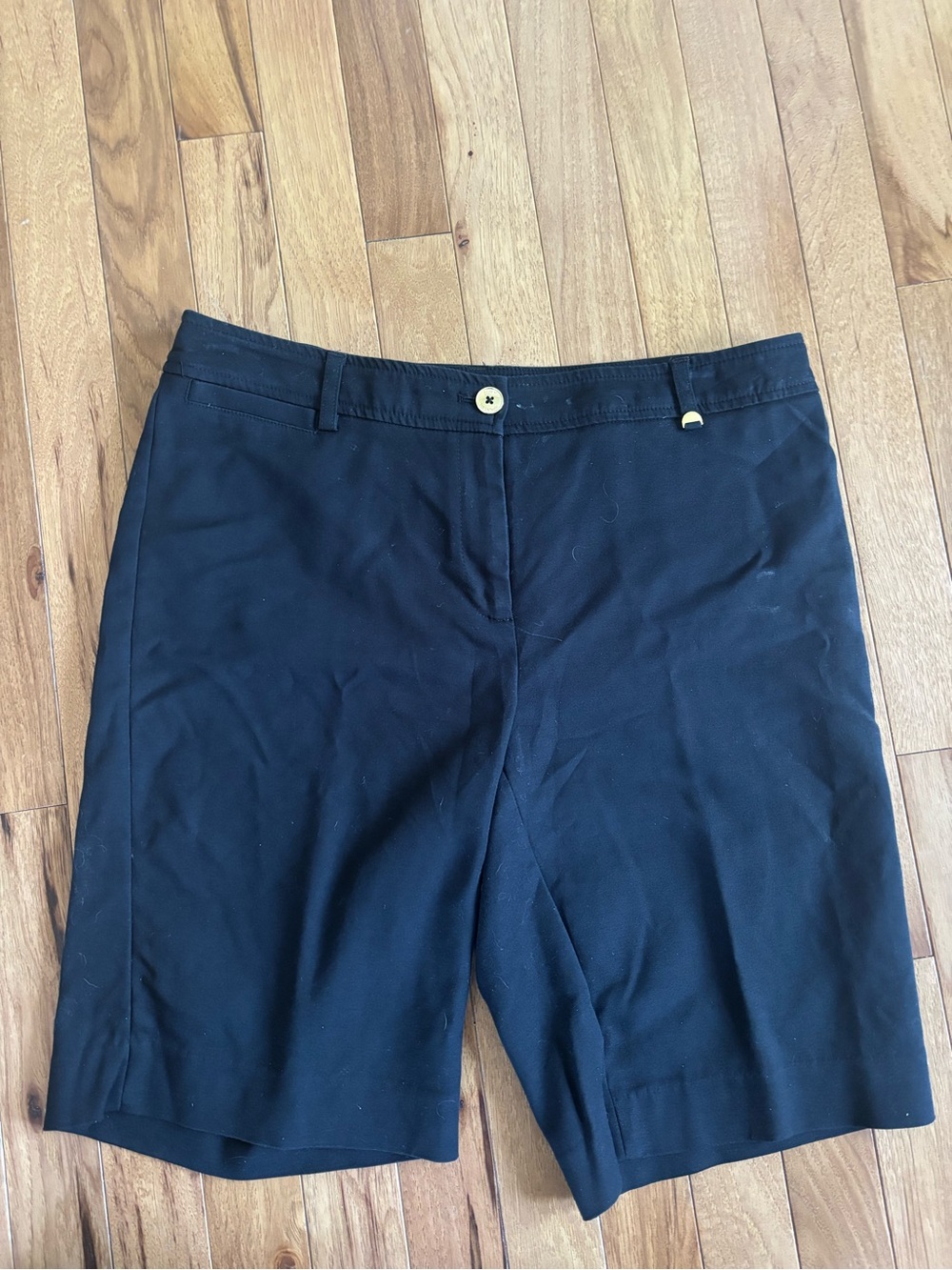 Jones New York Black Stretch Shorts